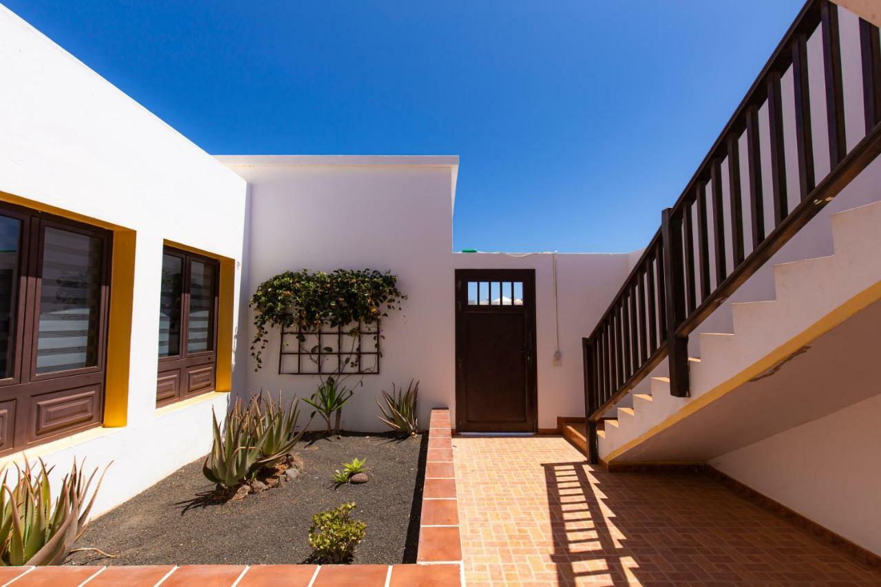 Villas Reina Коста Тегисе Екстериор снимка