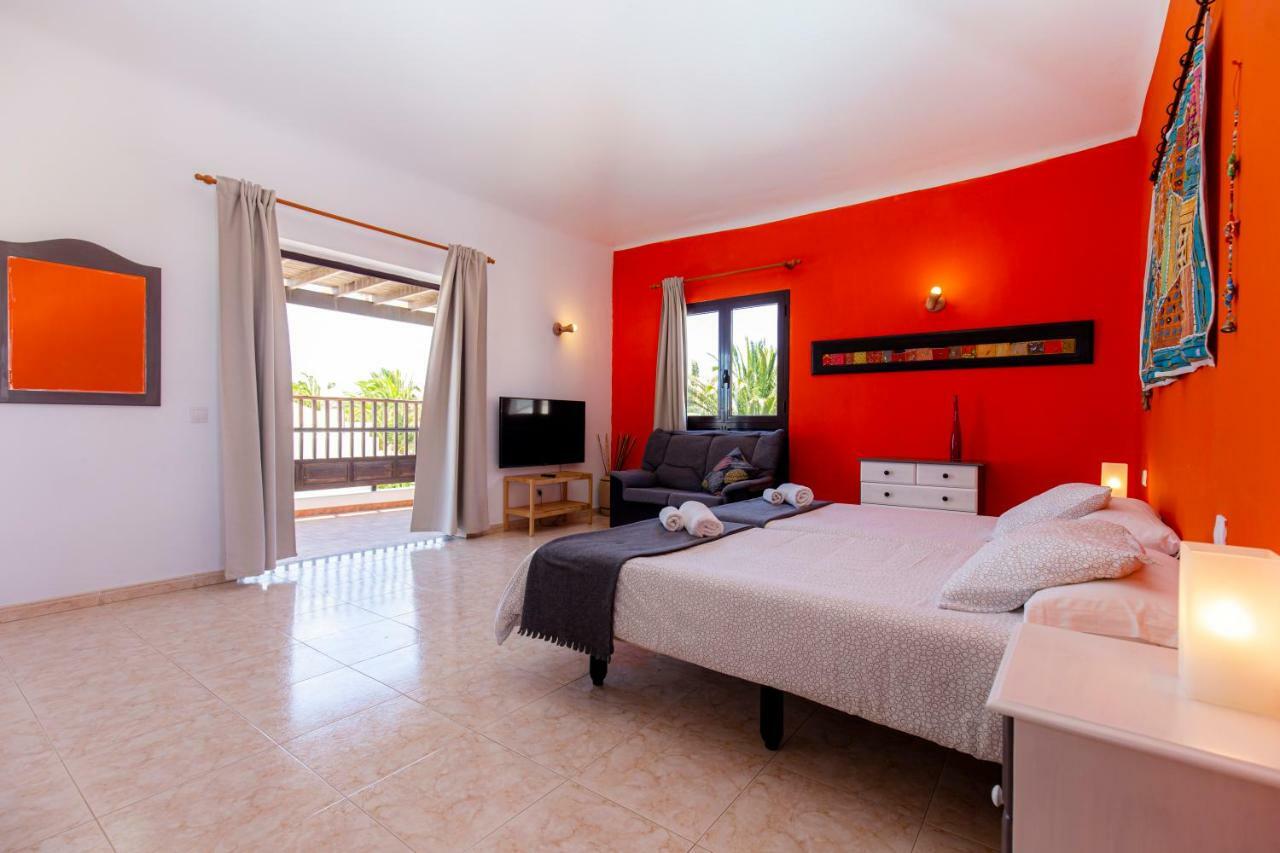 Villas Reina Коста Тегисе Екстериор снимка